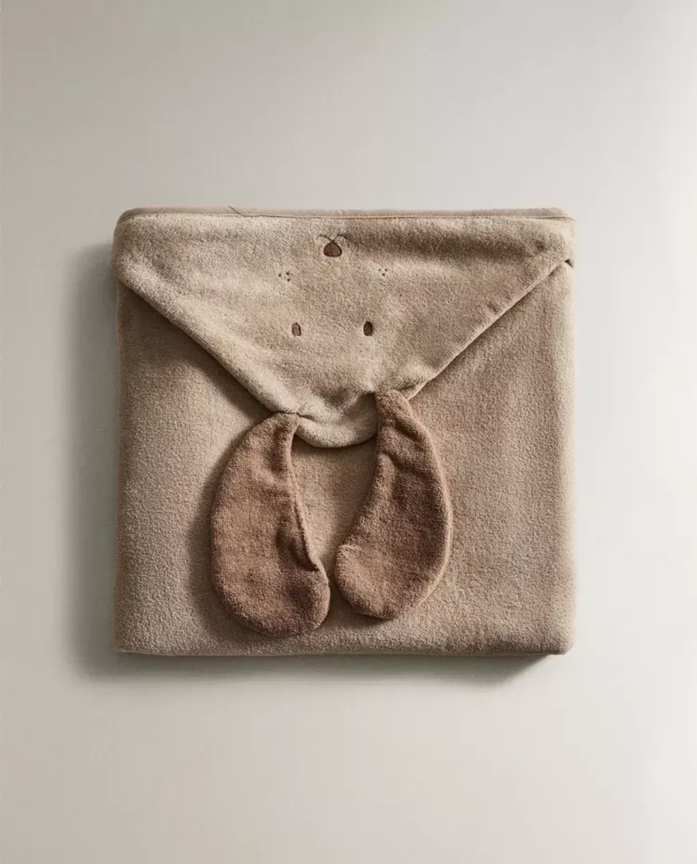 ZARA HOME ДЕТСКОЕ ПОЛОТЕНЦЕ ДЛЯ ВАННОЙ С КАПЮШОНОМ И ДЕТАЛЬЮ «СОБАЧКА», КОРИЧНЕВЫЙ