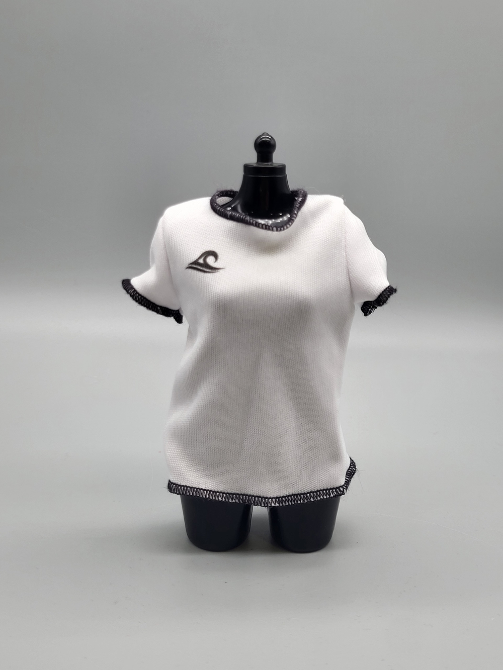 Одежда для куклы Барби винтаж футболка 0440