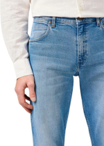 Джинсы Wrangler GREENSBORO COWBOY HAZE синий