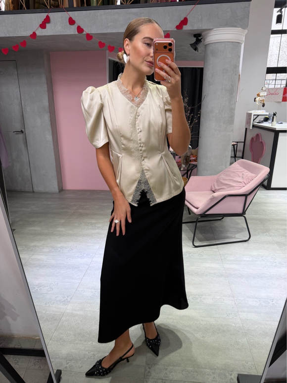 Атласная блуза Alexa молочный