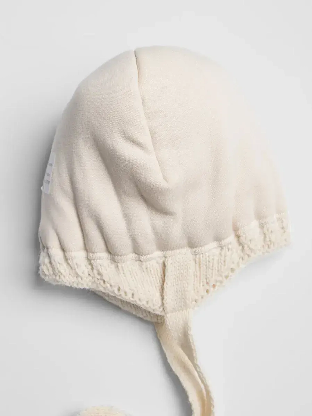 Шапка зимняя детская на завязках и снуд