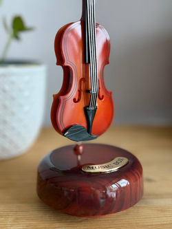 Музыкальная шкатулка "Скрипка"