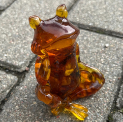 Лягушка задумчивая