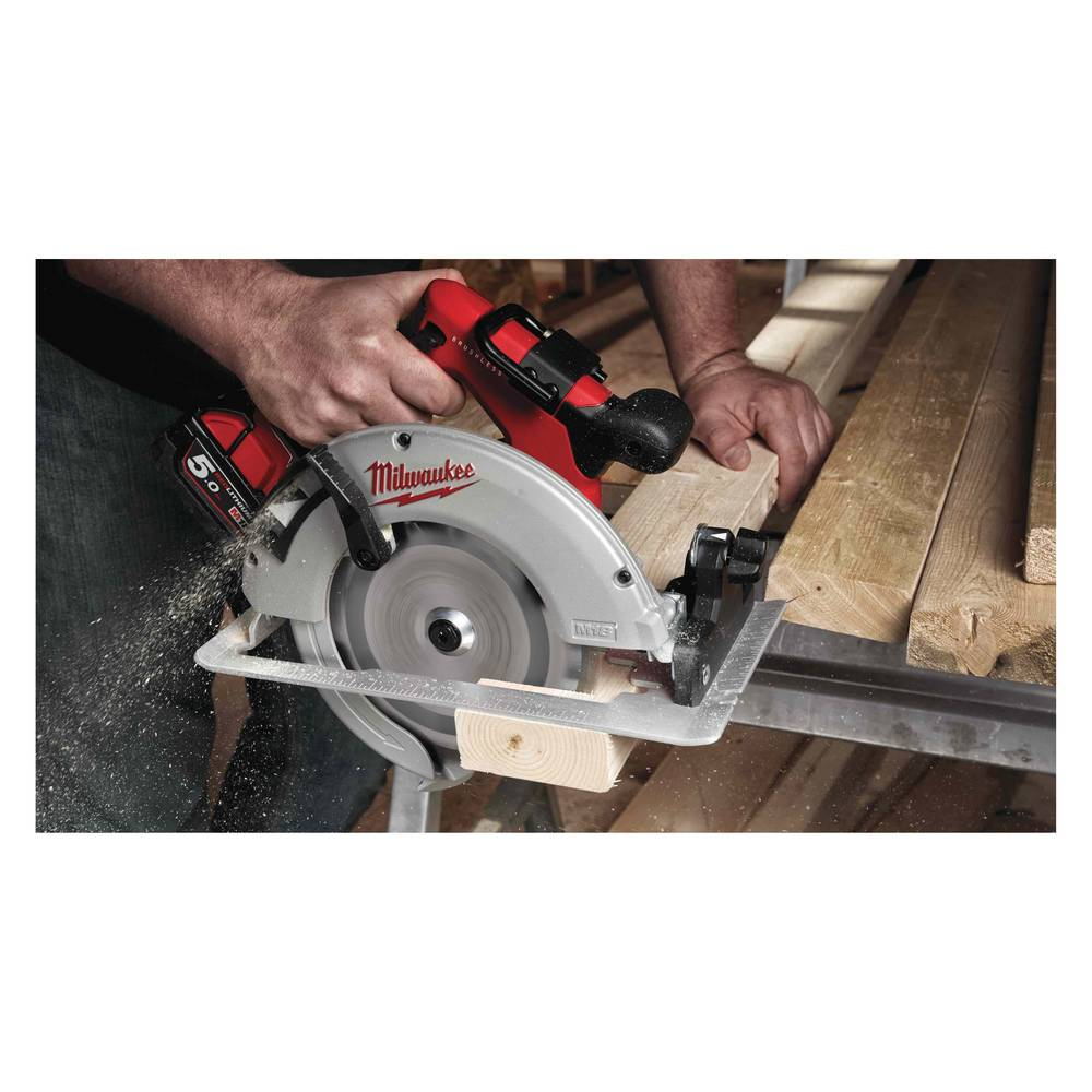 Пила дисковая аккумуляторная Milwaukee M18 BLCS66-502X