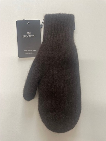 Варежки женские