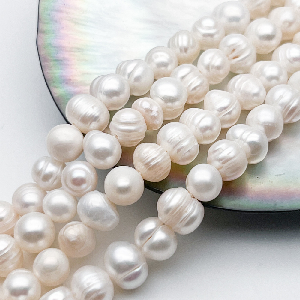 Жемчуг, размер около 6,5-7,5 мм, цена за отрезок 25-26 шт (около 16 см)