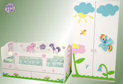 Кровать детская одноярусная Маленькие Пони в комплекте со шкафом