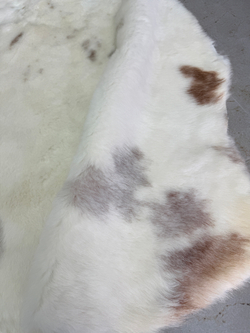 Шкура коврик меховой прикроватный овчина, 100х65 см.