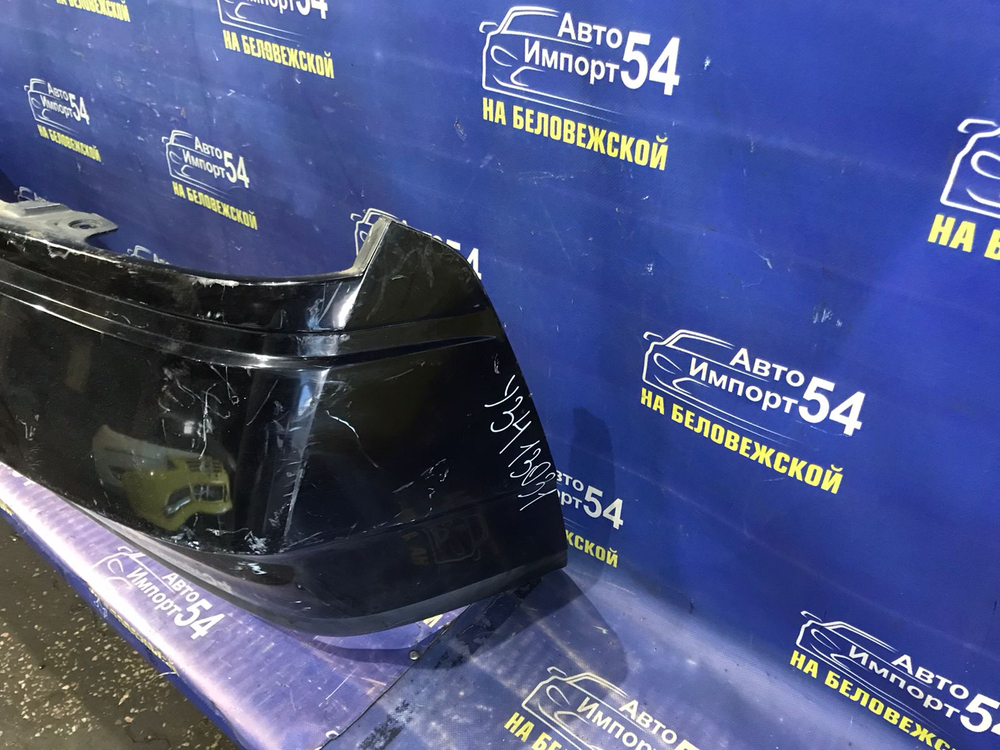 Бампер задний NISSAN GLORIA 1999-2004