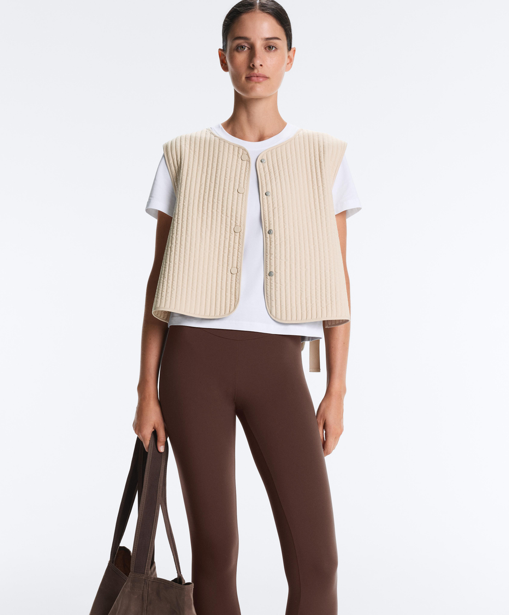 OYSHO Тонкий стеганый нейлоновый жилет, светло-бежевый