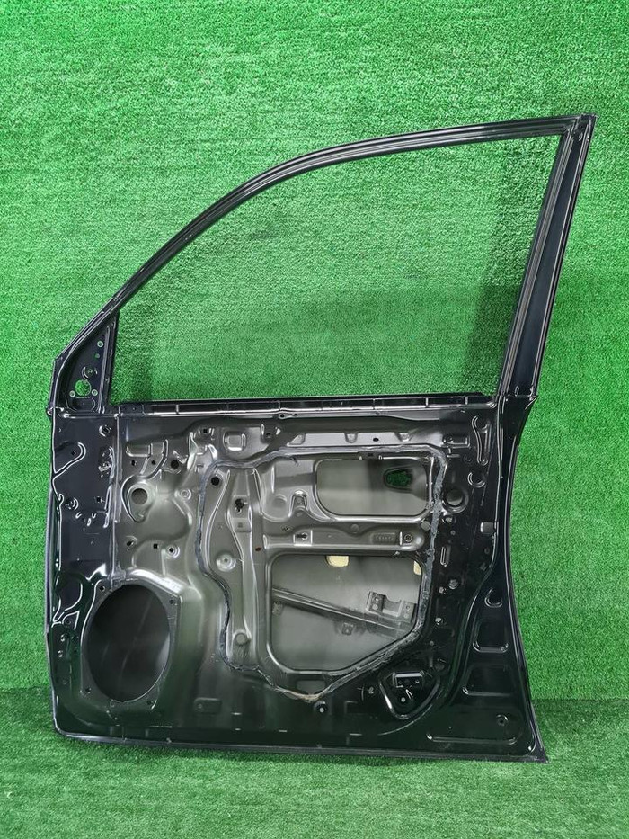 Дверь передняя правая Toyota Land Cruiser 200 (2015-2021)