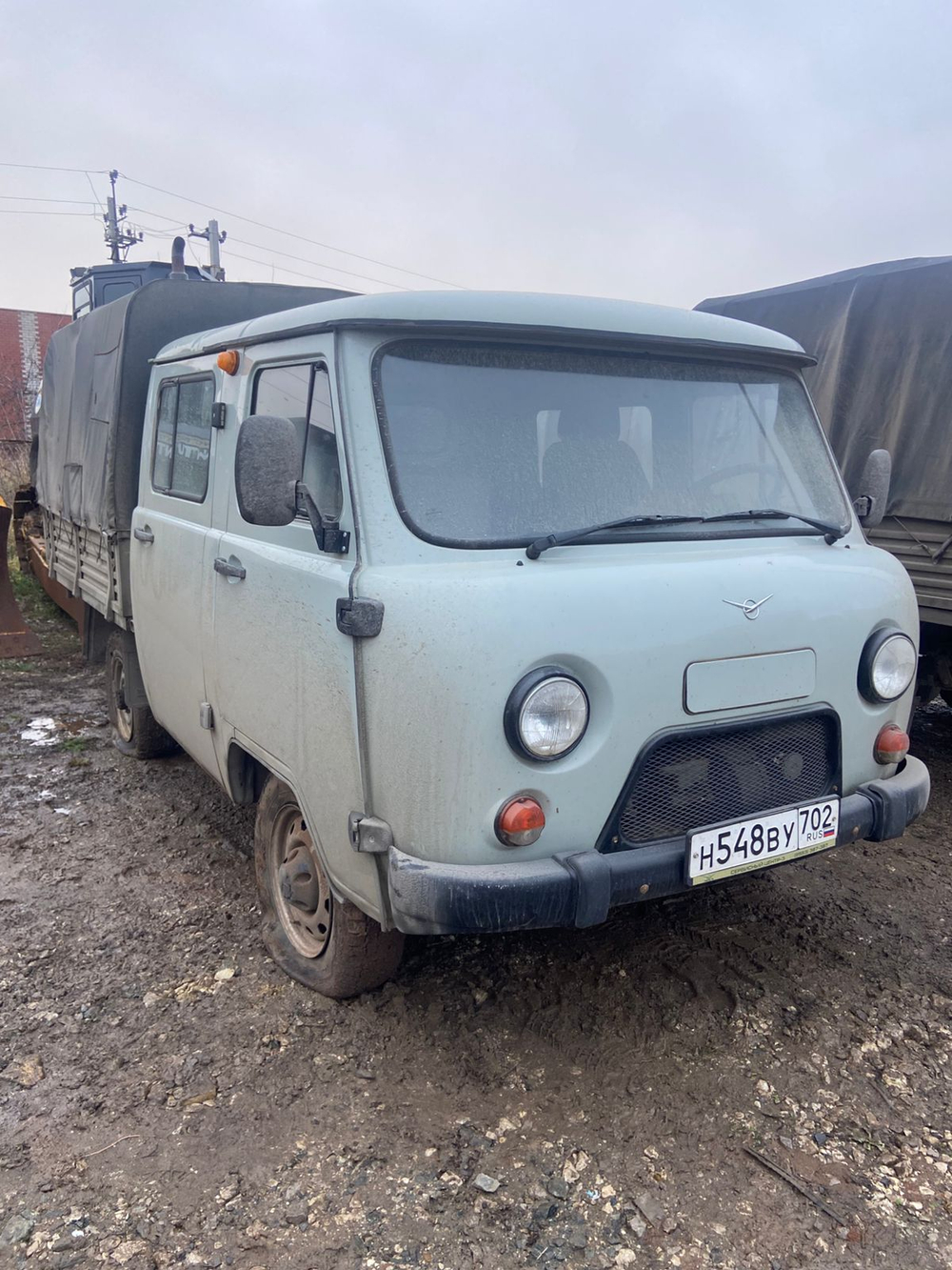 UAZ 3909* Бортовой 390945 (Тент, 4+1 мест, без ABS, Бензиновый, 2,7 л, 112 л.с.)