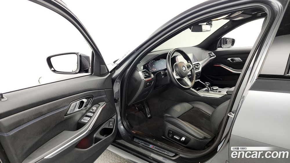 BMW 3 Series (G20) 320i M Sports (08.2021)