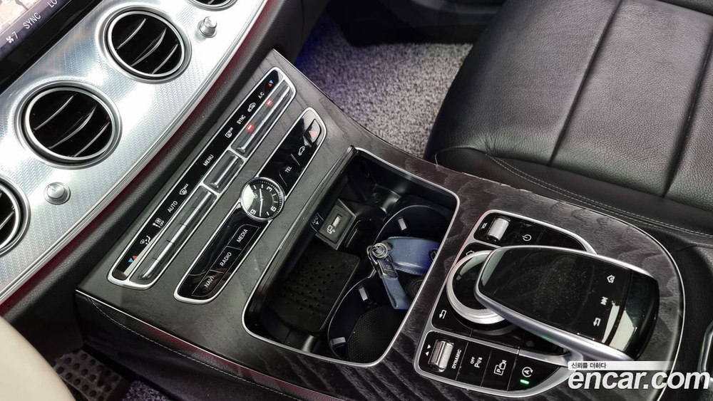 Mercedes-Benz E-Class W213 E250 Avangarde (02.2020)