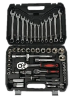 Набор инструментов для автомобиля