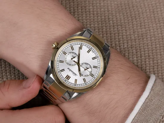 Мужские швейцарские часы Adriatica A8211.2113QF