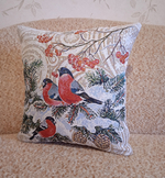 Декоративный гобеленовый чехол для интерьерной подушки Снегири 1 38*38