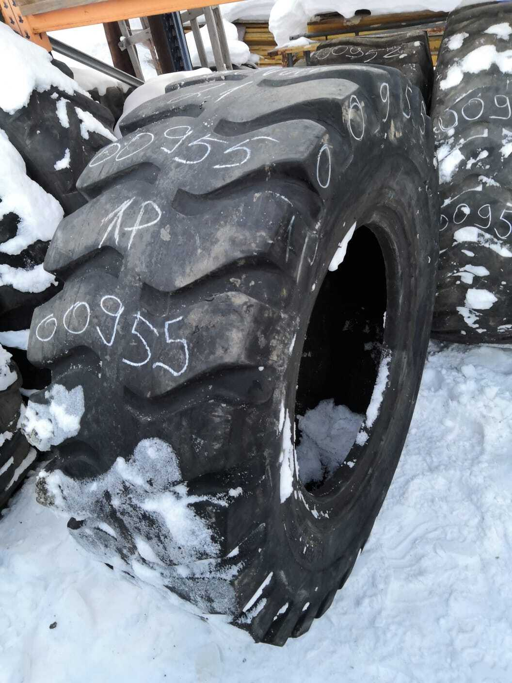 17.5-25  E3-L3 шина б/у
