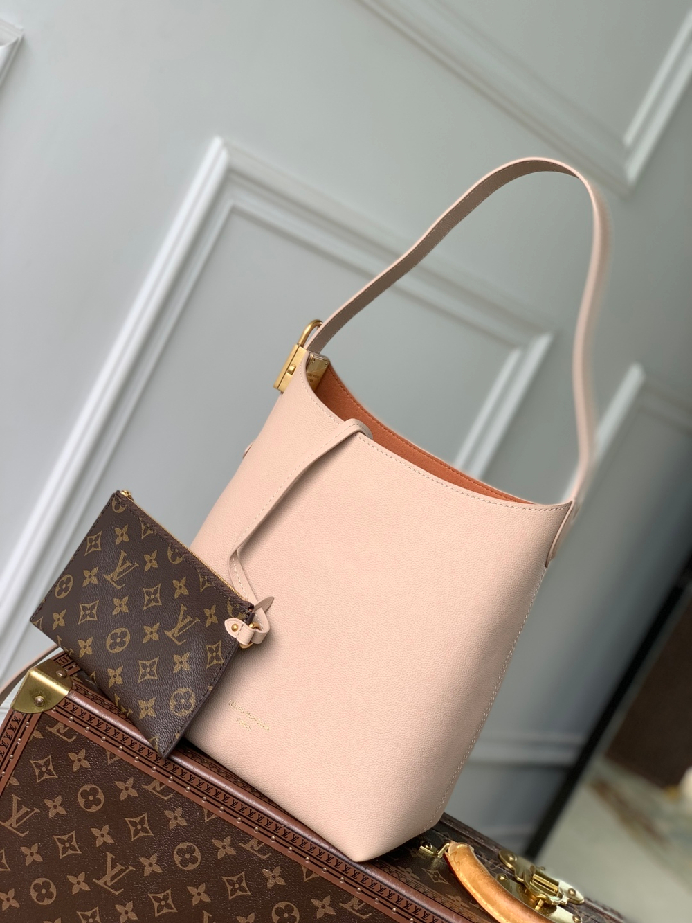 Louis Vuitton Low Key Hobo PM