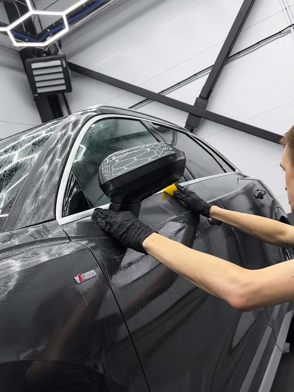 Химчистка кузова автомобиля