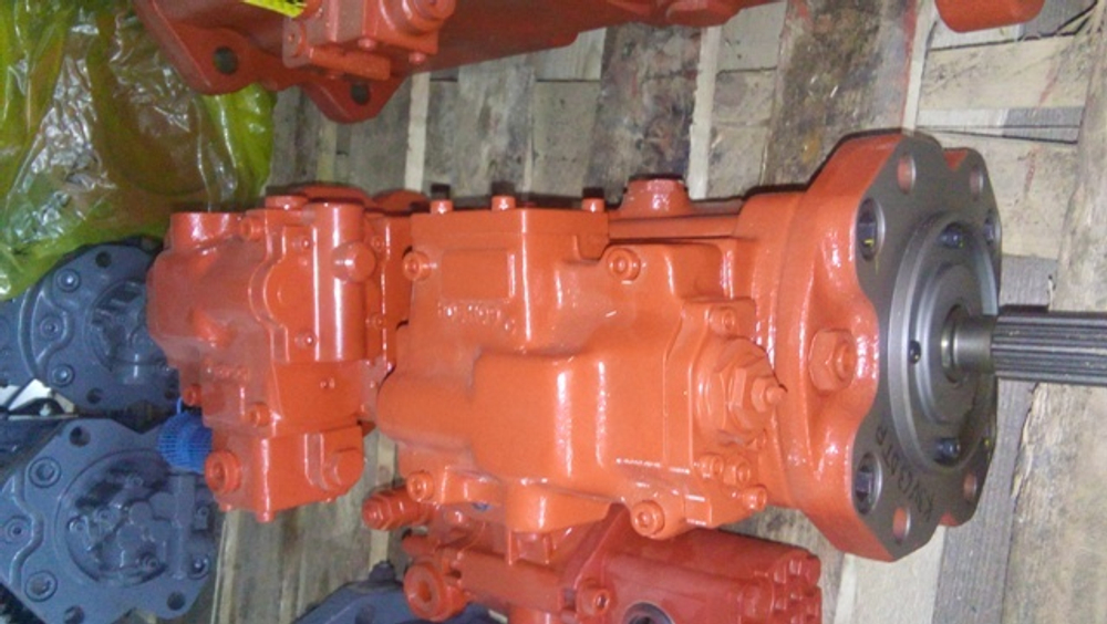 гидравлический насос на экскаватор Hyundai R140W-7 31N4-15040