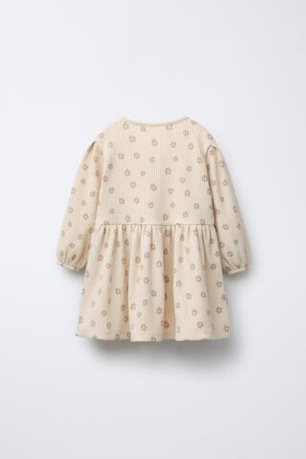 ZARA ПЛАТЬЕ ИЗ РЕЛЬЕФНОЙ ТКАНИ С ЦВЕТОЧНЫМ ПРИНТОМ, ВАНИЛЬНЫЙ