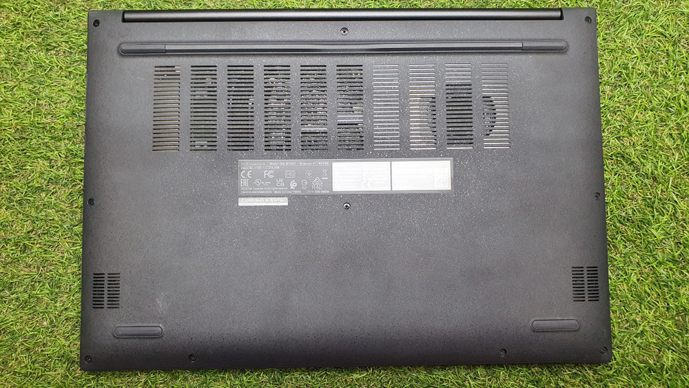 Ноутбук ASUS Ryzen 5/16Gb/FHD/ VivoBook 16 M1605YA-MB243W (90NB10R1-M00C10)/Windows 11