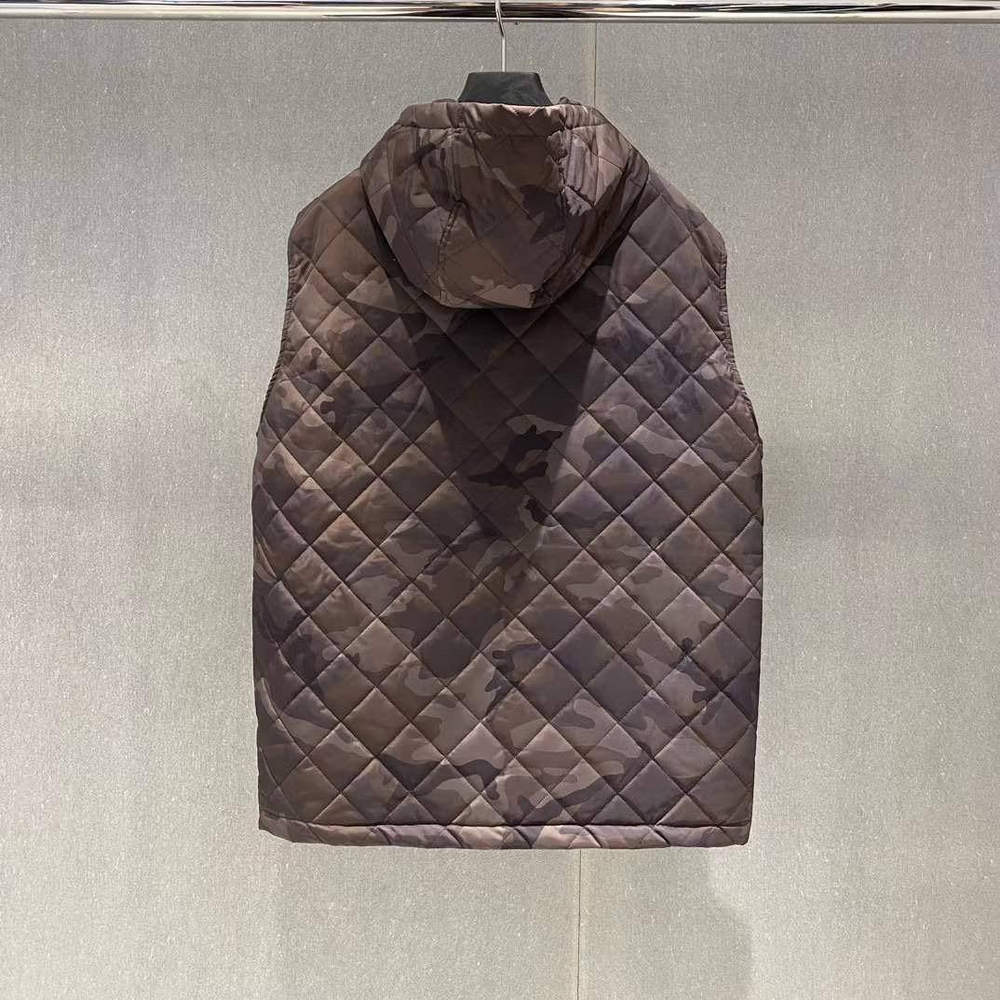 Ветровка и безрукавка Prada