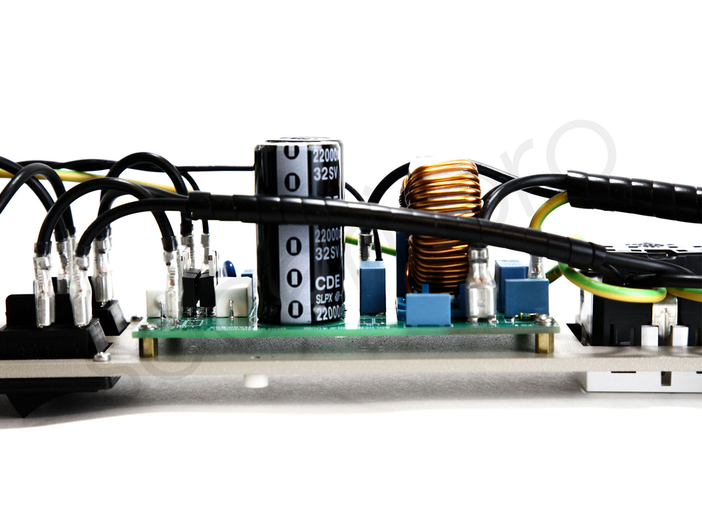 "MagicBox L4" сетевой фильтр питания для аудиотехники