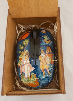 Мышь беспроводная с ручной росписью "Царевна Лебедь и богатыри морские" худ. Котова