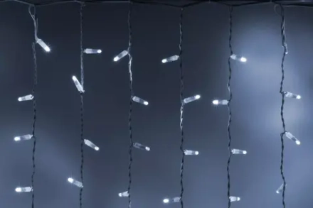 Светодиодный занавес 300 холодных белых LED ламп, 2*1.5 м., статика, белый провод ПВХ, Teamprof (TPF-CS2*1.5-CW/W)