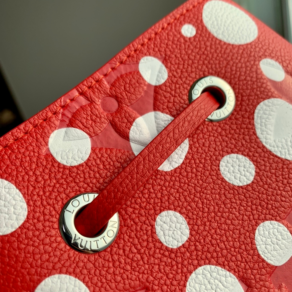 Louis Vuitton NeoNoe BB
