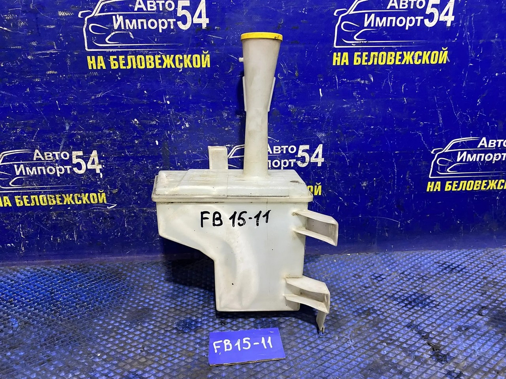 Бачок омывателя NISSAN SUNNY 2000