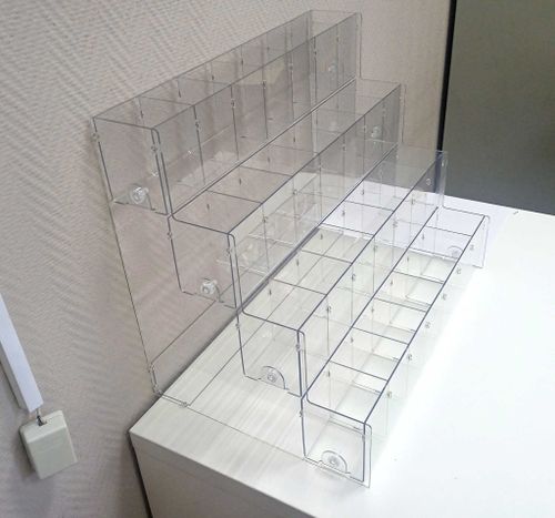 Подставка витрина для ручек и карандашей 28 ячеек 2мм ПЭТ