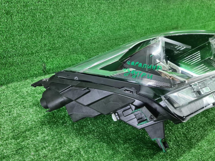 Фара правая Faw Besturn T77 (2018-н.в.) LED