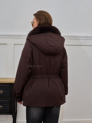 Винная парка-трансформер с меховой оторочкой