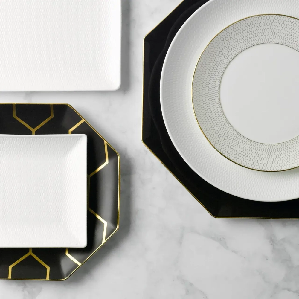 Wedgwood Буфетная тарелка Gio Gold 33 см