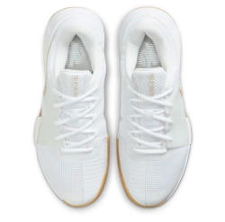 Женские Кроссовки теннисные Nike Zoom GP Challenge 1.5 - white/lt orewood/summit white