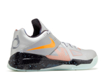 Zoom KD 4 'All Star - Galaxy' 2024