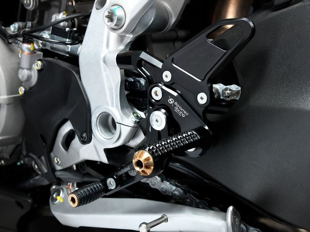DSTR3 BONAMICI ADJUSTABLE REARSETS (SF V2)