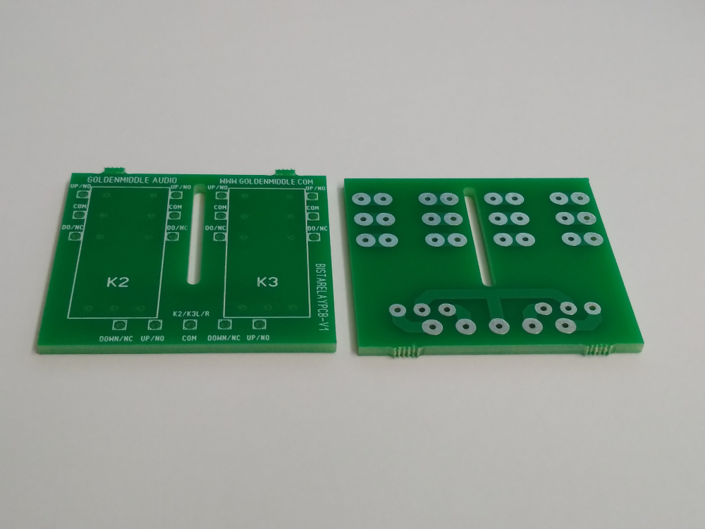 Печатная плата для двух поляризованных реле или реле формата 424