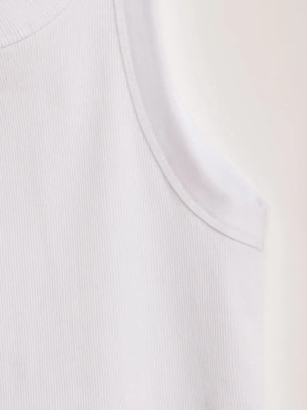 Белый кроп топ укороченный под пиджак