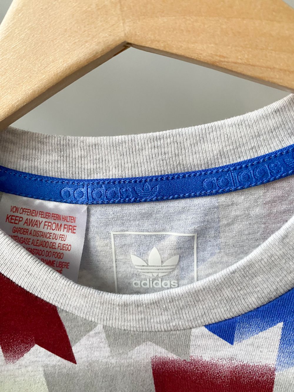 Новая хлопковая футболка Adidas, 152