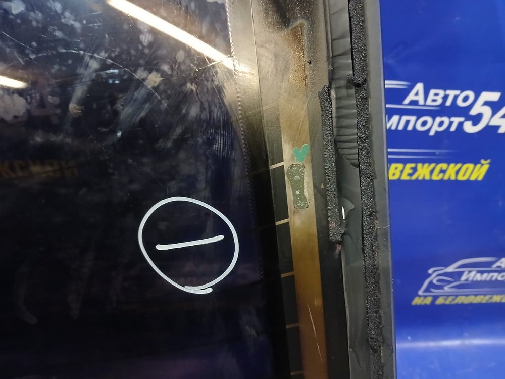 Стекло заднее NISSAN ALMERA 2014