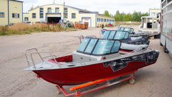 Алюминиевая лодка Berkut S DC
