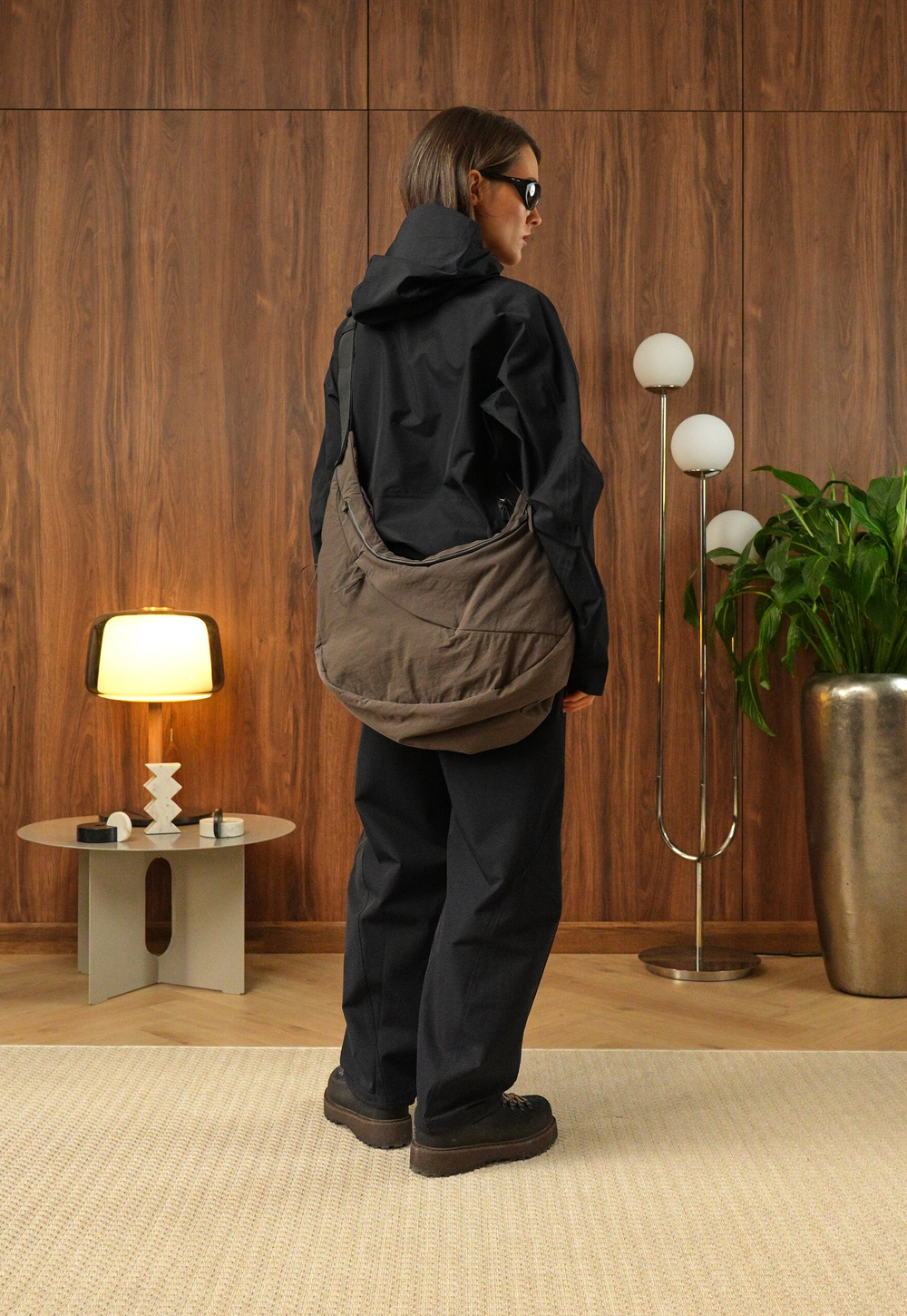 Сумка Nothomme Blue Monte Curved Structure Segmented Diagonal Bag "Dzi bead"