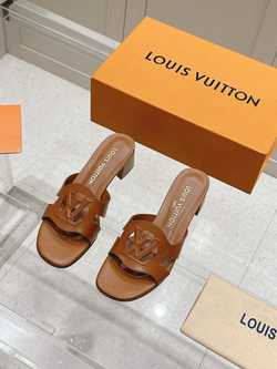 Louis Vuitton Isola Mule