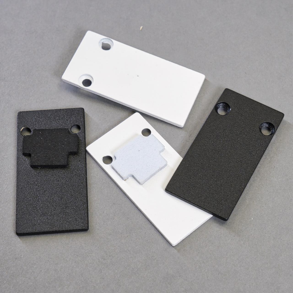 135157 SHINO NT23 054 белый Заглушка торцевая (2шт в упаковке) IP20 FLUM