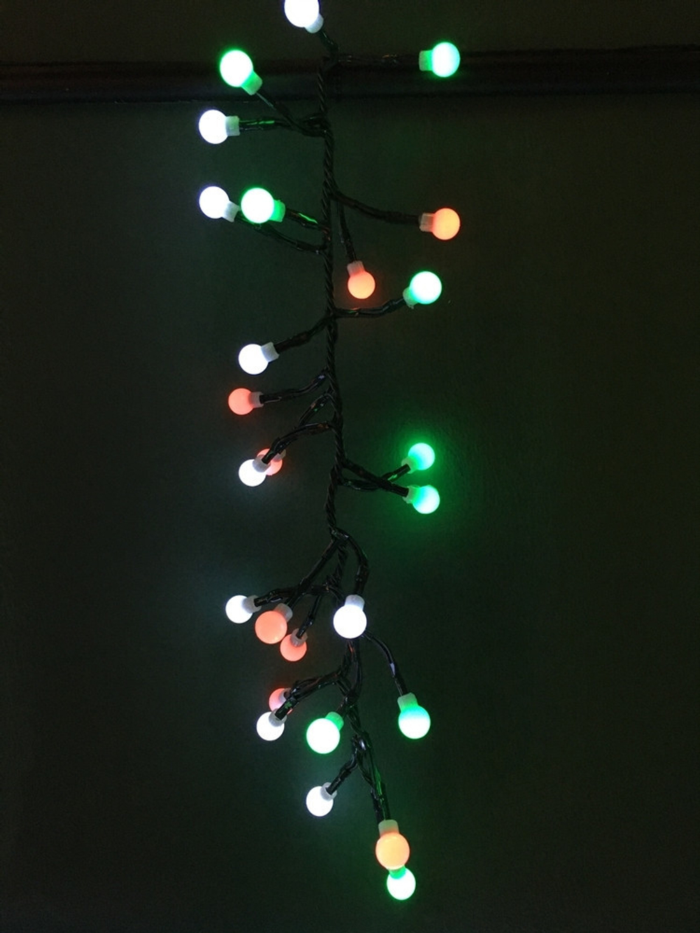 Гирлянда гроздья ягод мультиколор 130 LED Luca Lighting