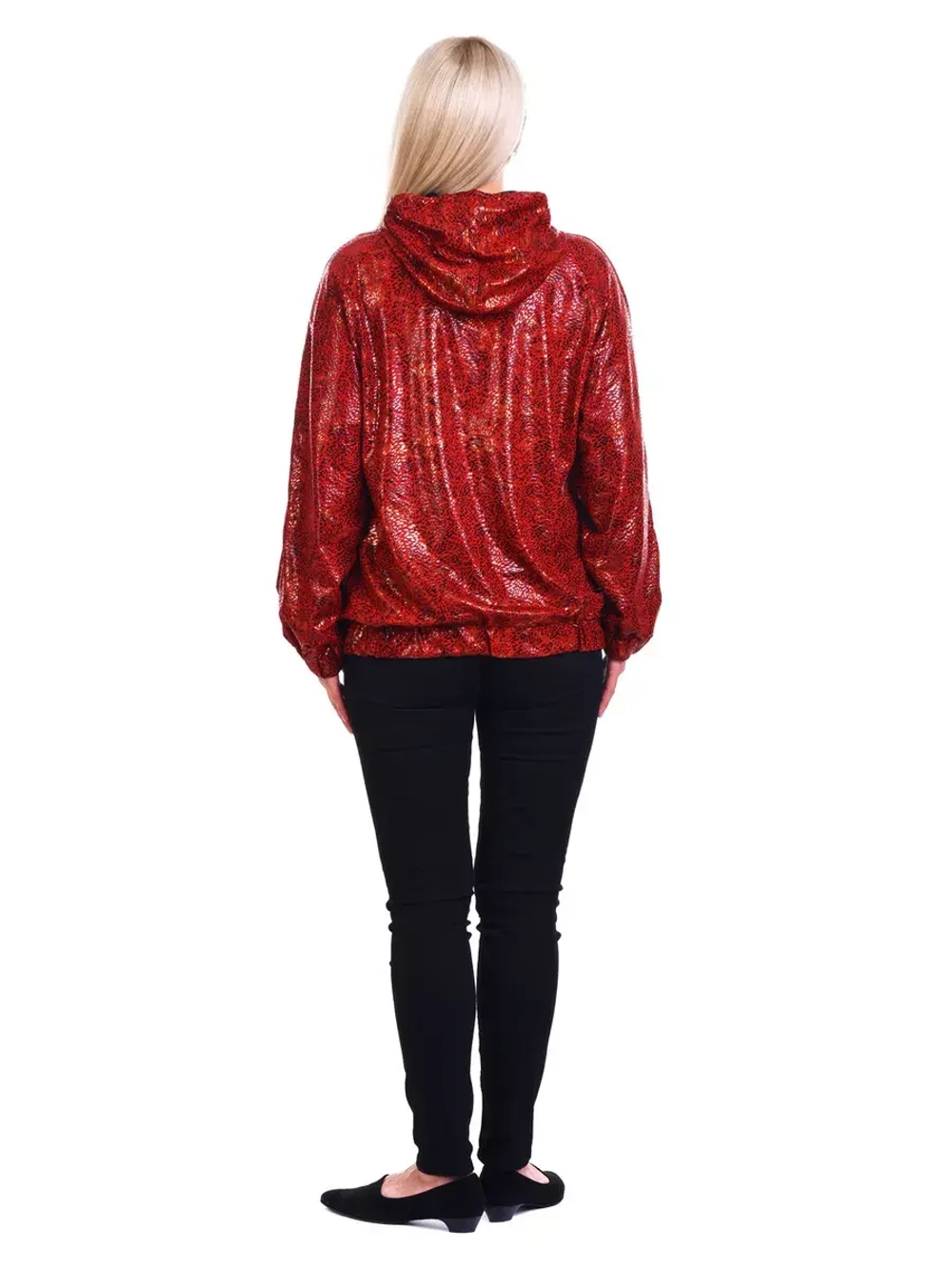 Ветровка с капюшоном